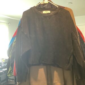 Be you cropped crewneck stone washed size g/l